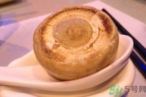 蘑菇和茄子能一起吃嗎？蘑菇和茄子一起吃會(huì)中毒嗎？