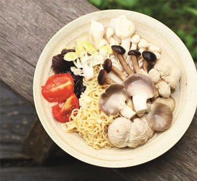 ?蚵仔湯抗痘、泡菜拌飯助睡眠 10款排毒抗發(fā)炎菜單