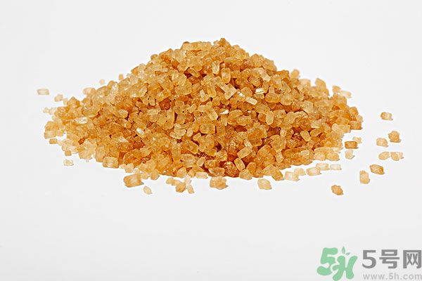 紅糖和山楂能一吃嗎？紅糖和山楂煮水喝有什么好處？