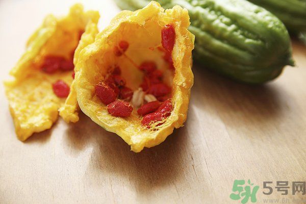 苦瓜子能吃嗎？苦瓜籽變紅了還能吃嗎？