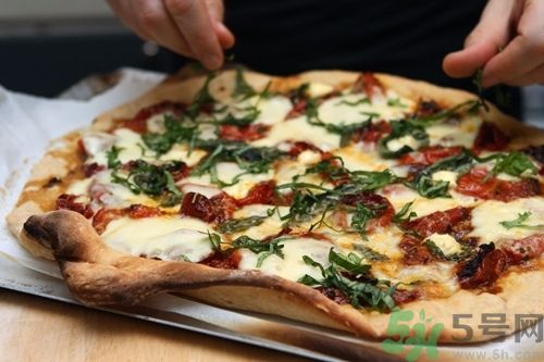 誰說吃pizza會(huì)變胖？瑪格麗特披薩 不會(huì)變胖的披薩吃法