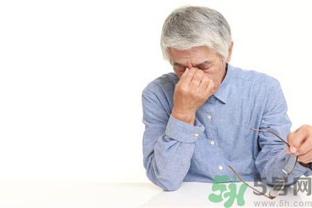 白內(nèi)障可以治愈嗎？白內(nèi)障癥狀有哪些？