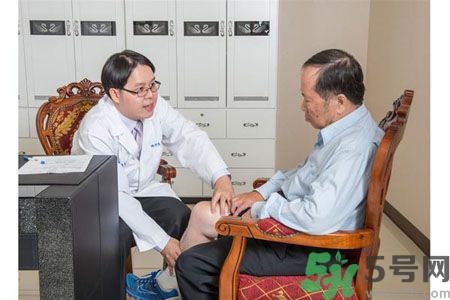 膝蓋痛怎么辦？膝蓋痛如何治療好？