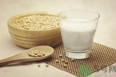 降低膽固醇的方法有哪些？降低膽固醇吃什么好？