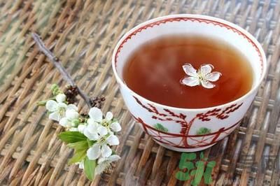 春天喝紅茶好不好？春天喝紅茶還是喝綠茶好呢？