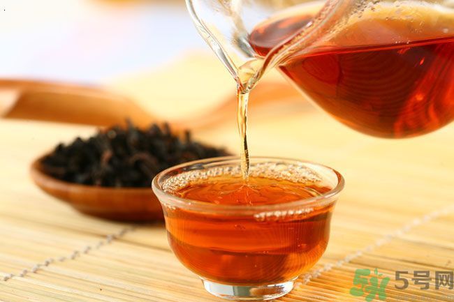 春天喝紅茶好不好？春天喝紅茶還是喝綠茶好呢？