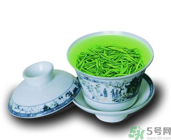 春天喝紅茶好不好？春天喝紅茶還是喝綠茶好呢？
