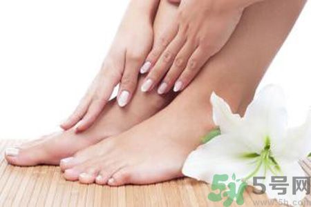 手腳冰涼是怎么回事？手腳冰涼怎么調(diào)理？
