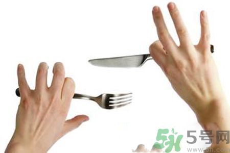 吃西餐刀叉怎么拿？吃西餐的正確方法是什么？
