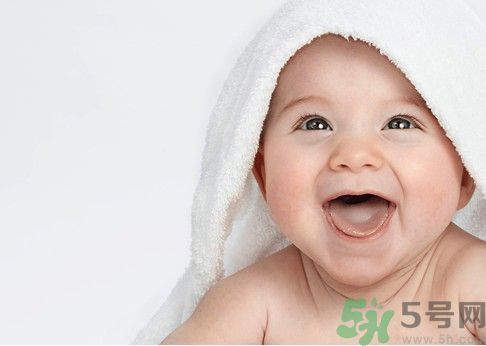 兒童的耳朵怎樣保護(hù)？保護(hù)寶寶的耳朵要做什么？