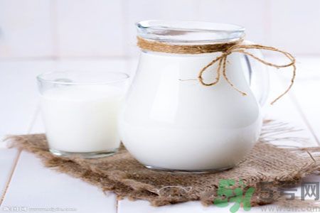 牛奶那個(gè)牌子好？牛奶可以加熱嗎？