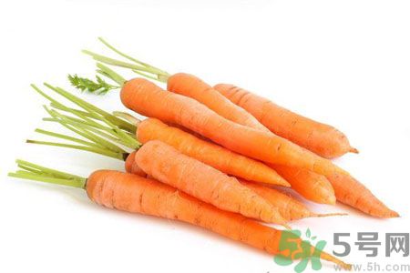 長(zhǎng)痘痘肌膚干燥怎么辦？肌膚干燥吃什么食物好？