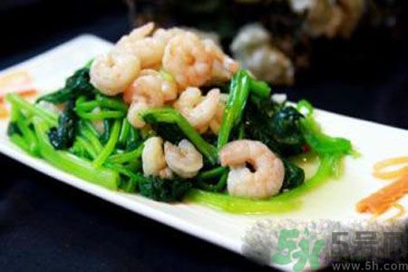 菠菜可以喝豆腐一起吃嗎？菠菜可以喝蝦一起吃嗎？