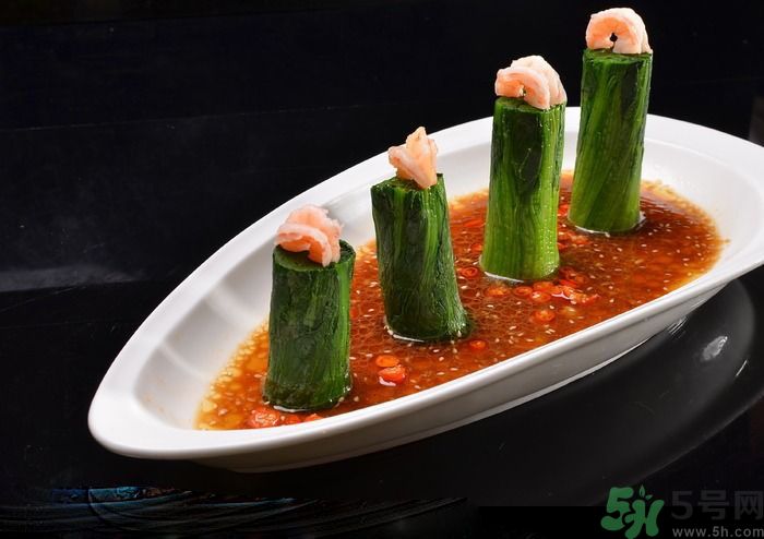 菠菜可以喝豆腐一起吃嗎？菠菜可以喝蝦一起吃嗎？