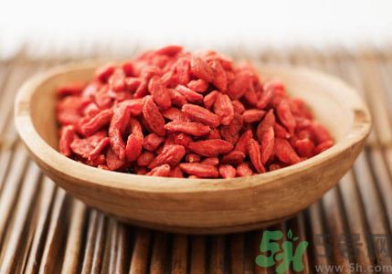 吃枸杞能治體虛嗎？怎么正確吃枸杞？