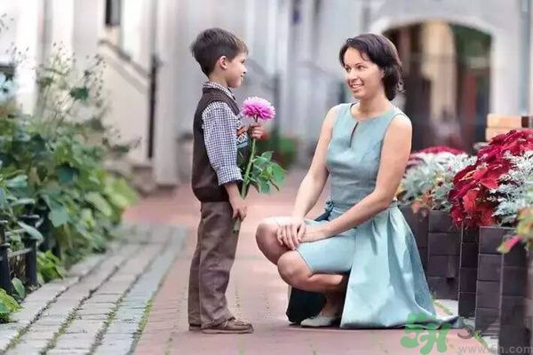 女性在職場上怎樣做才會加薪?加薪秘訣是什么？