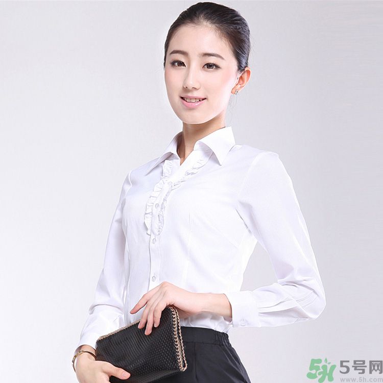 職場(chǎng)新人的入門公告有哪些？新人怎樣獲得同事的認(rèn)可？