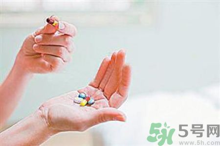 喉嚨發(fā)炎怎么辦？喉嚨發(fā)炎吃什么好得快？