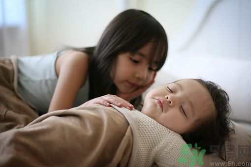 睡覺(jué)能戴手表嗎？睡覺(jué)不能帶的東西有哪些？