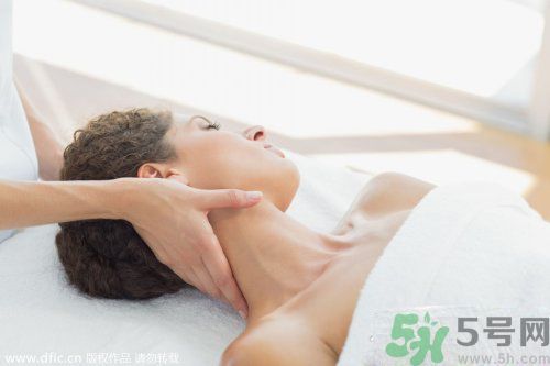 落枕了怎么辦？落枕了什么方法最有效？