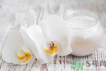 角質層薄用什么護膚品？角質層薄用什么洗面奶？