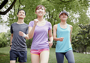 跑步前怎么熱身？跑步前拉抻運(yùn)動(dòng)圖解？