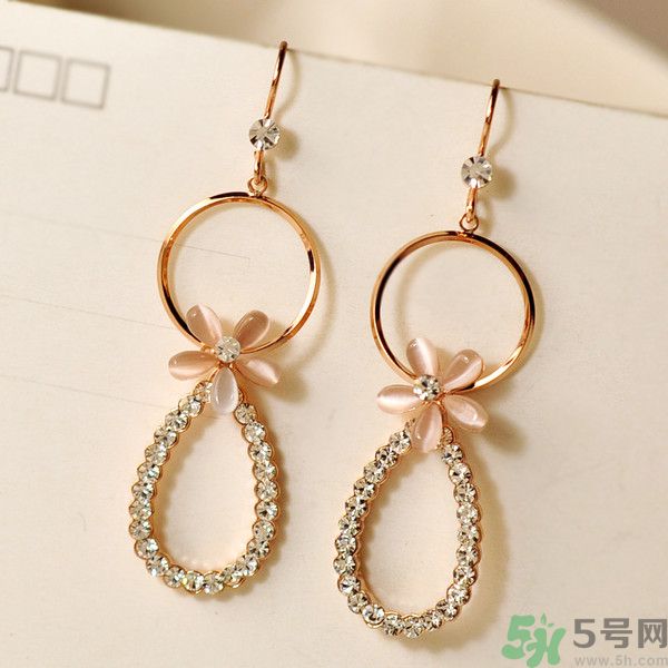 耳環(huán)適合臉型氣質(zhì)最重要？不同臉型適合什么耳環(huán)？