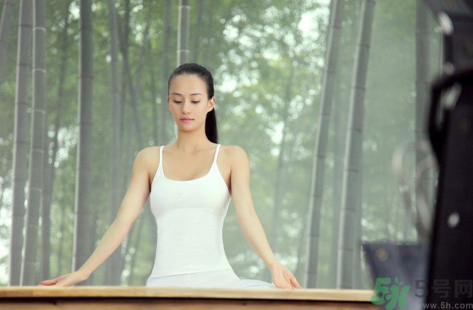 簡單又減肥的瑜伽有哪些？瑜伽可以減肥嗎？