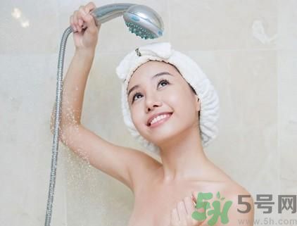 經(jīng)期可以洗澡嗎？經(jīng)期可以洗頭嗎？