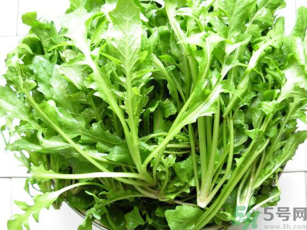 薺菜為什么要焯水？薺菜要用開水燙嗎？
