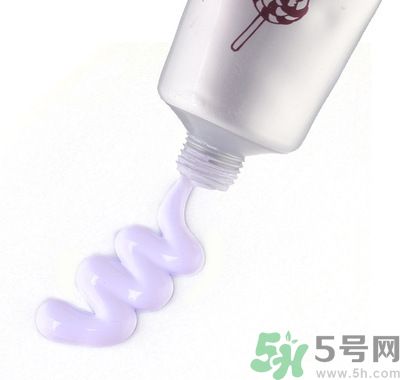 防曬霜和隔離有什么區(qū)別嗎？涂防曬霜對皮膚好嗎？