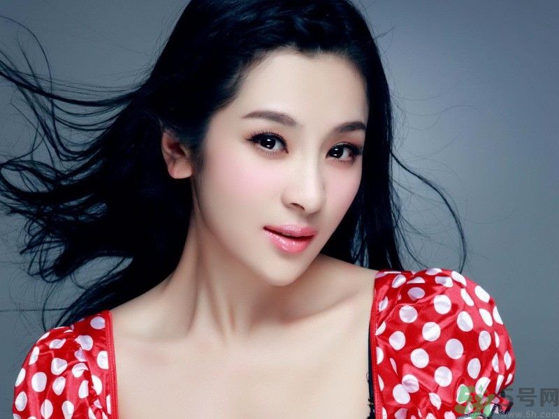 女生手腳冰涼是什么原因？手腳冰涼怎么調(diào)理？