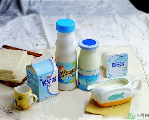 高血脂可以吃雞蛋嗎？高血脂可以喝牛奶嗎？