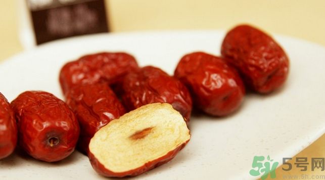 高血脂可以吃核桃嗎？高血脂可以吃紅棗嗎？
