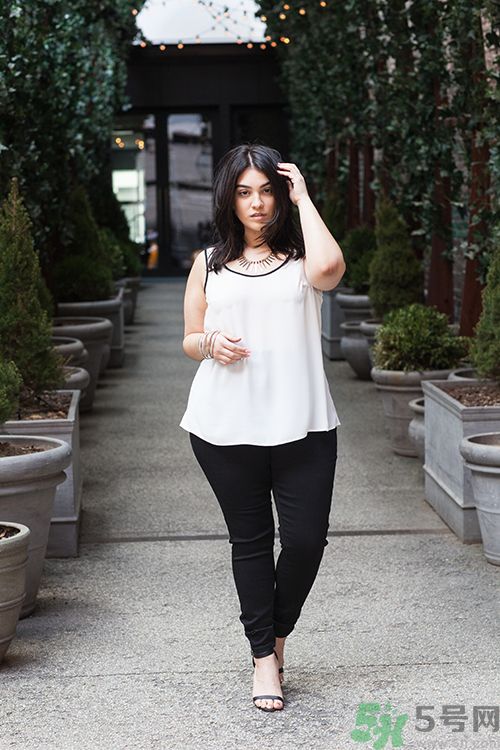 長得胖女生怎么穿衣服顯瘦？胖女孩穿什么褲子好？