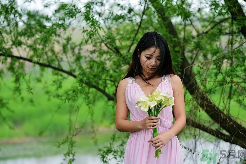清明踏青穿什么衣服？清明踏青要注意什么？