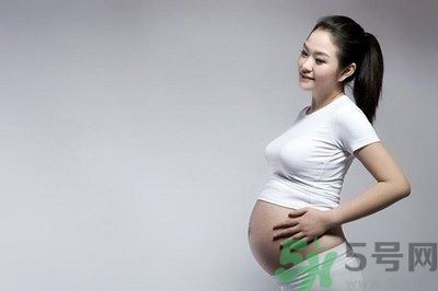  孕婦脖子卡護欄身亡 孕婦外出要注意什么？