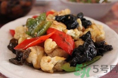 黑木耳怎么做好吃？黑木耳的家常做法？