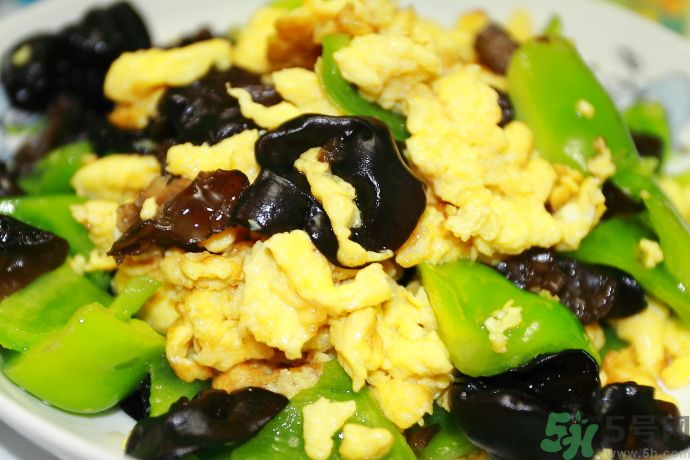 黑木耳炒雞蛋怎么做？黑木耳炒雞蛋怎么做最好吃？
