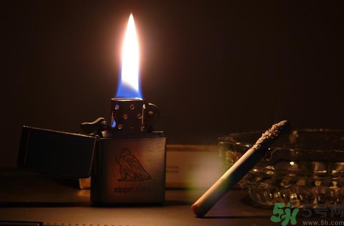 胃潰瘍可以抽煙嗎？胃潰瘍抽煙好嗎？