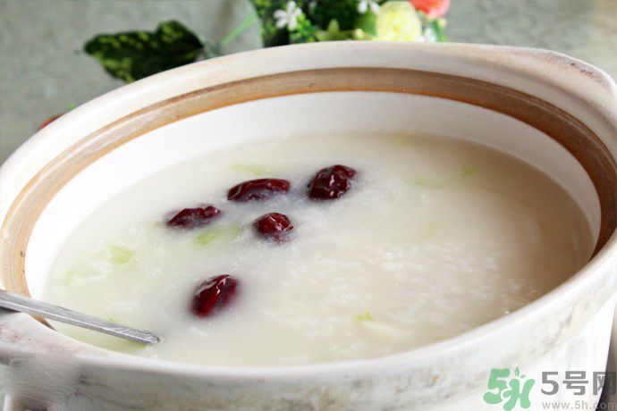 胃潰瘍吃什么好？胃潰瘍?cè)趺崔k？