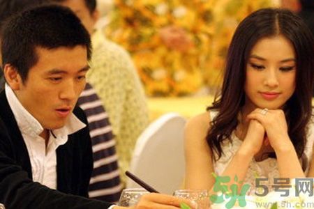 黃圣依和楊子離婚了嗎？黃圣依和楊子什么關(guān)系？