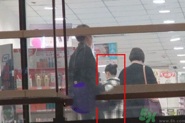 佟大為三度當(dāng)?shù)?佟大為有兒子嗎？