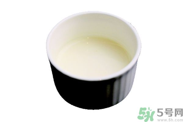 牛奶過期了還能怎么利用？牛奶能去魚腥味嗎？