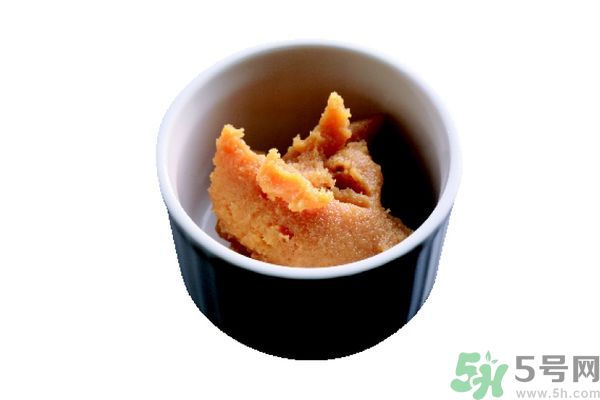 牛奶過期了還能怎么利用？牛奶能去魚腥味嗎？