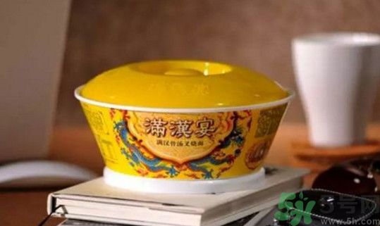 滿漢宴方便面多少錢一桶？滿漢宴方便面多少錢一箱？