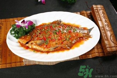 武昌魚是鳊魚嗎？武昌魚和鳊魚區(qū)別哪個好吃？