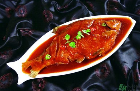 武昌魚是鳊魚嗎？武昌魚和鳊魚區(qū)別哪個好吃？