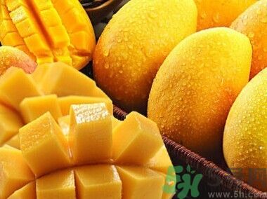 芒果皮發(fā)黑還可以吃嗎？芒果長(zhǎng)黑斑吃了會(huì)怎么樣？