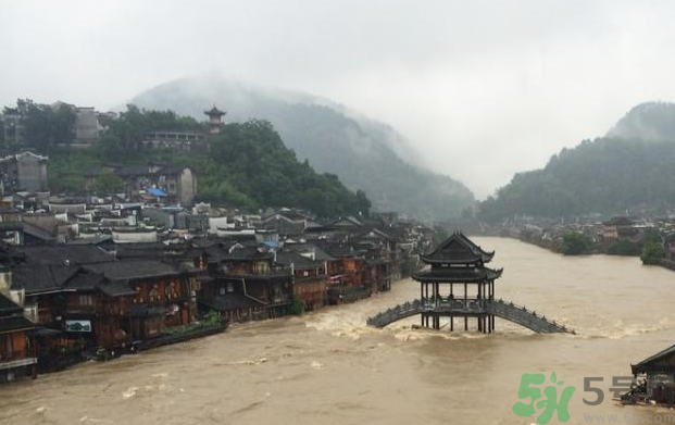 湖南為什么出現(xiàn)暴雨？湖南暴雨受災(zāi)嚴(yán)重情況？